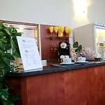 Maxim Axial Hotel 3*