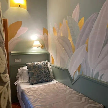 Hotel Maxim Axial 3*
