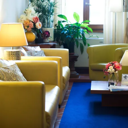 Hotel Maxim Axial 3*