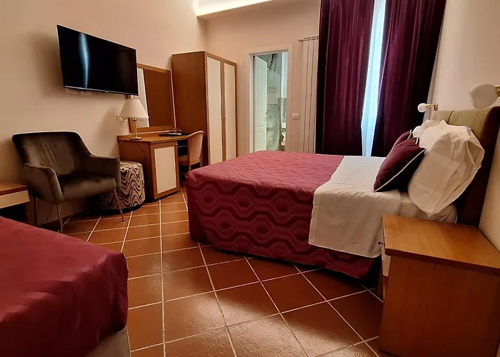 Hotel Maxim Axial 3*